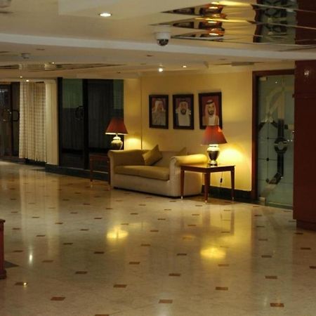 دبي London Crown 2 Hotel Apartments المظهر الخارجي الصورة