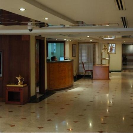 دبي London Crown 2 Hotel Apartments المظهر الخارجي الصورة