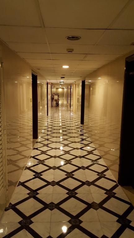 دبي London Crown 2 Hotel Apartments المظهر الخارجي الصورة